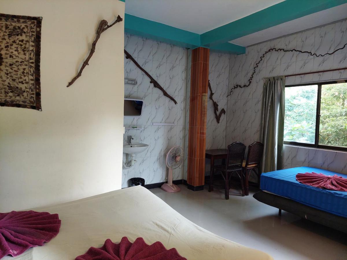 Auberge De La Plage Kep Exterior photo