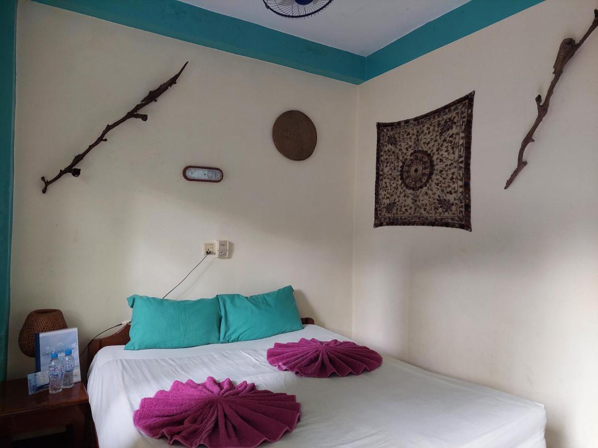 Auberge De La Plage Kep Exterior photo